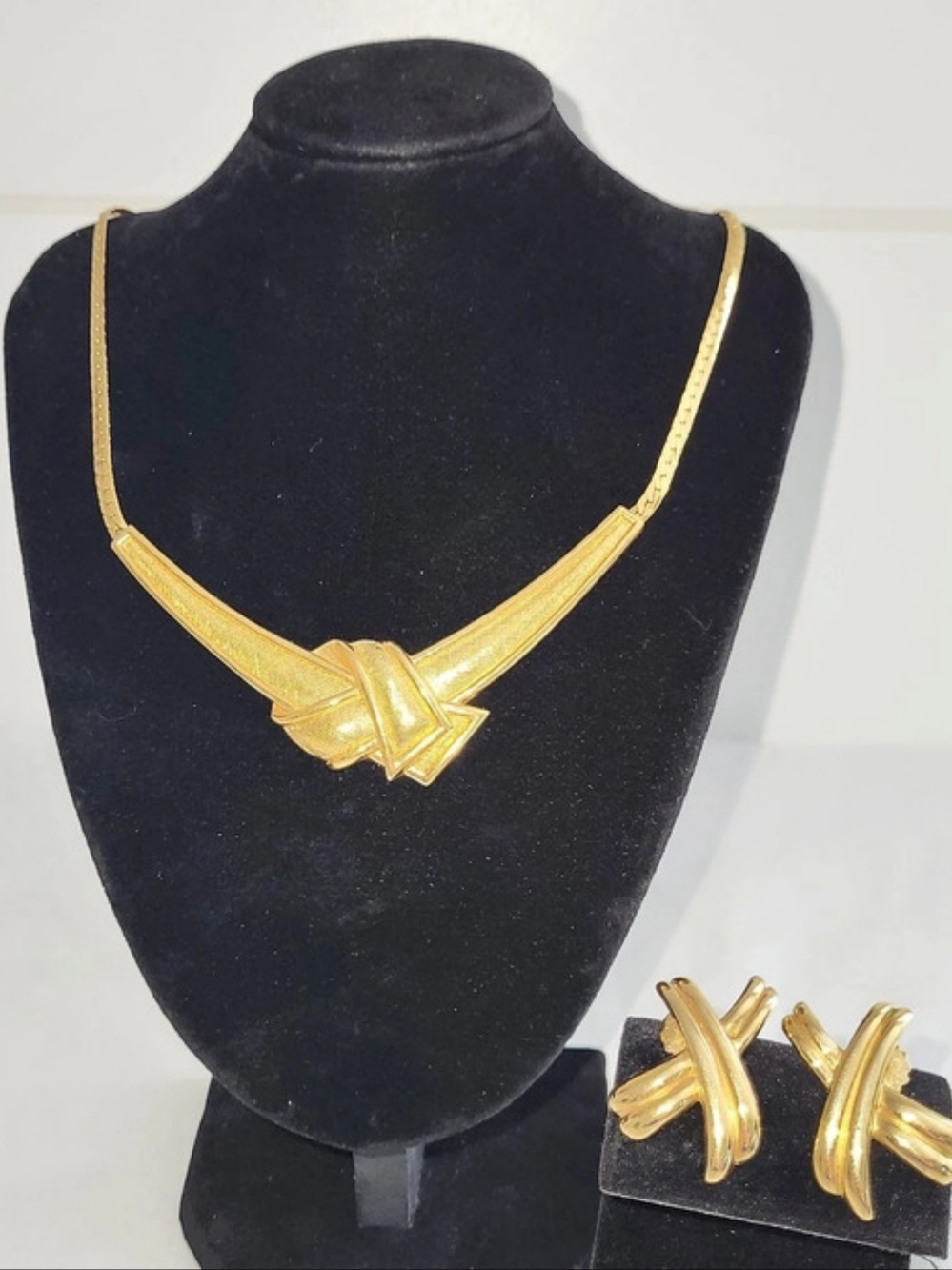 Gold-Tone Necklace & Earrings Set